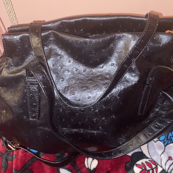 Marc Jacob’s Ostrich leather bag. she is pre-loved and cared for. She is a gem - Picture 4 of 7